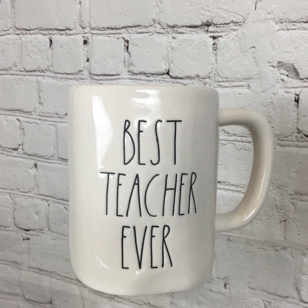 🚨FLASH SALE🚨Rae Dunn BEST TEACHER EVER coffee mug